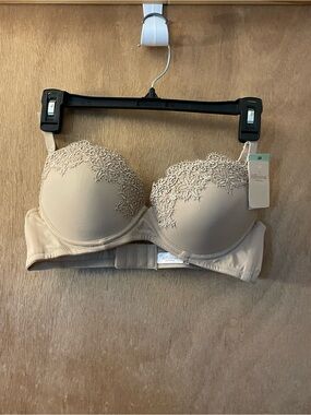 Affinitas Lace-Trim Bra